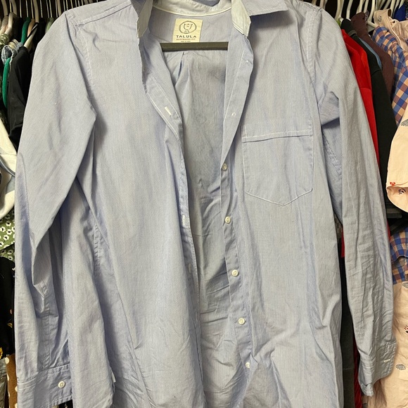 Talula Size M Boyfriend Fit Shirt VVGUC - Picture 2 of 2